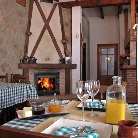 Casa Rural De La Abuela Монтехо-де-Тьермес Экстерьер фото
